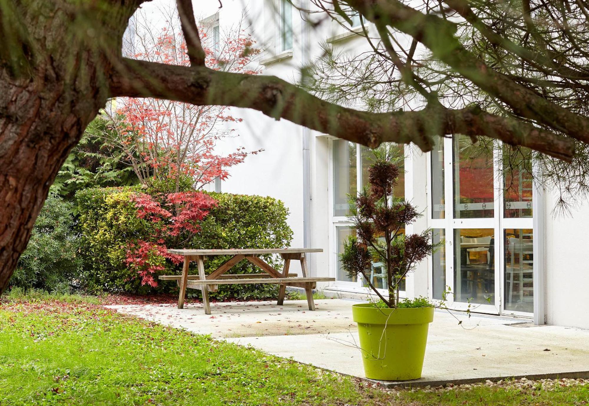 B&B Hotel Evry Lisses 2 Eksteriør bilde